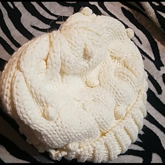 💐GAP Kids Cuffed Winter Hat - Picture 2 of 3